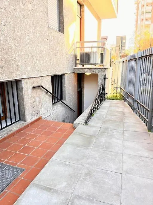 דירות Loft Moderno A Milano  מילאנו