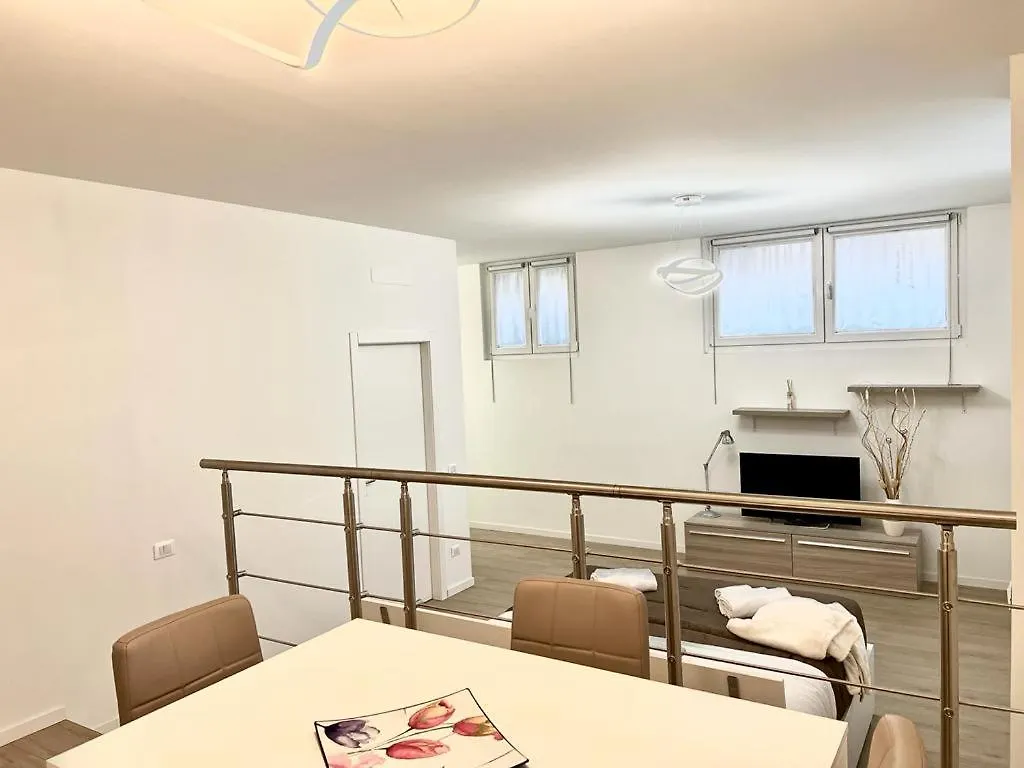 דירות Loft Moderno A Milano