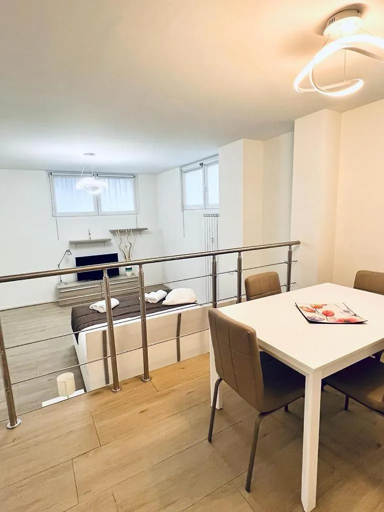 דירות Loft Moderno A Milano 0*, מילאנו